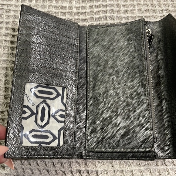 Rebecca Minkoff wallet - Picture 3 of 5